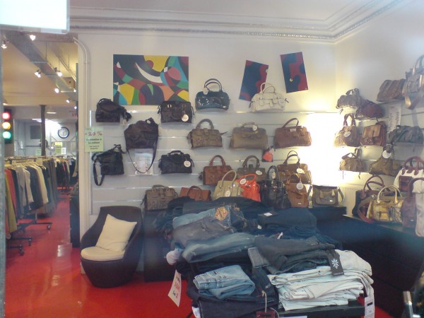 Chloe for less in Oberkampf Chloe for less in Oberkampf