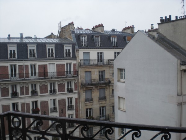 Paris in a very light snow, 23 Nov 2008 Paris in a very light snow, 23 Nov 2008